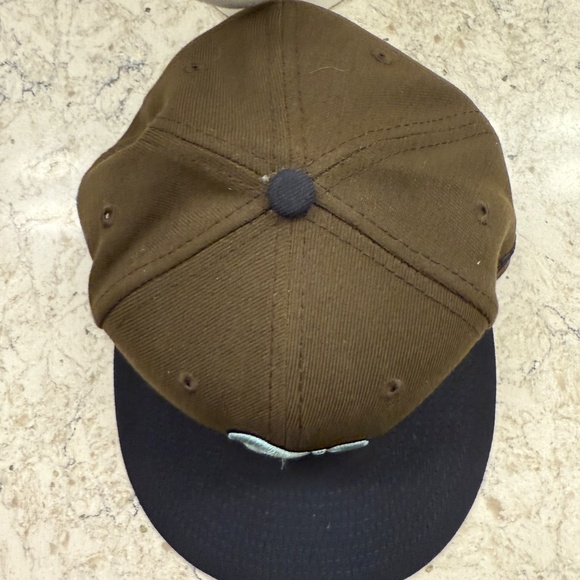 New Era Brown /Navy Athletics 59FIFTY fitted Hat - Picture 6 of 7